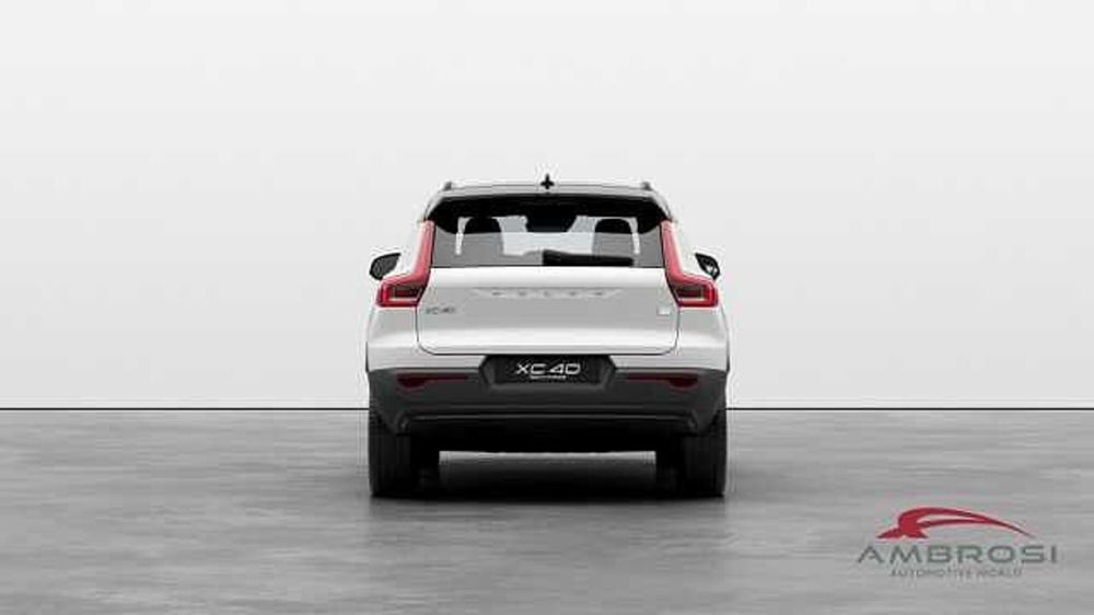 Volvo XC40 nuova a Viterbo (5)