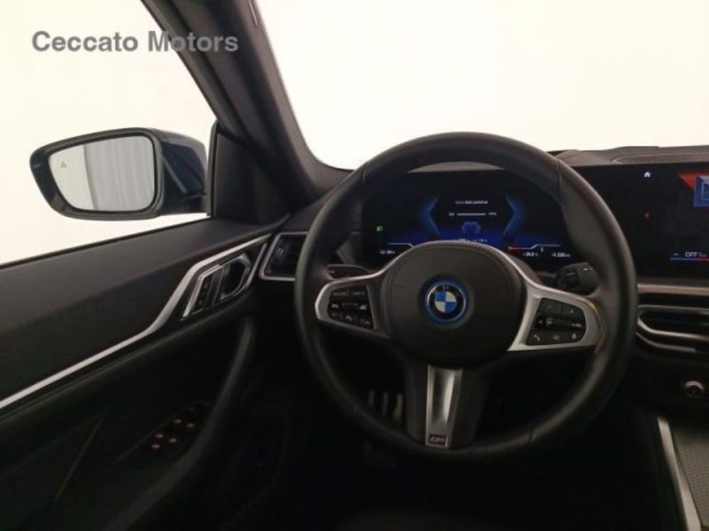 BMW i4 usata a Padova (16)