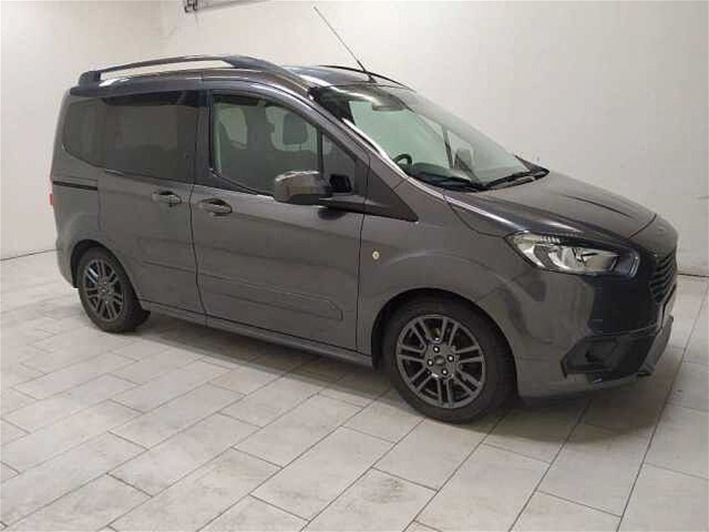 Ford Tourneo Courier 1.0 EcoBoost 100 CV Sport  del 2019 usata a Cuneo (3)