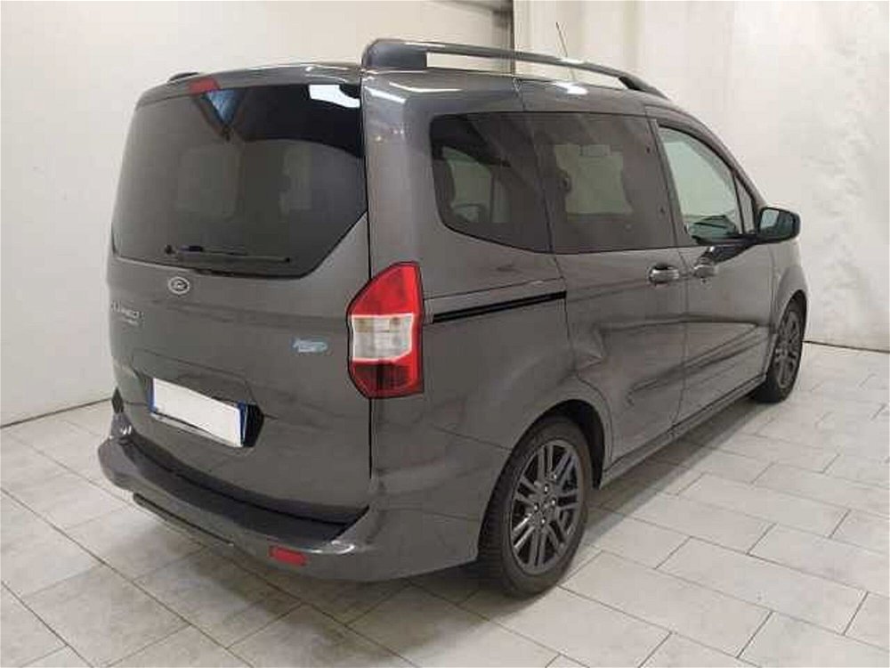 Ford Tourneo Courier 1.0 EcoBoost 100 CV Sport  del 2019 usata a Cuneo (4)