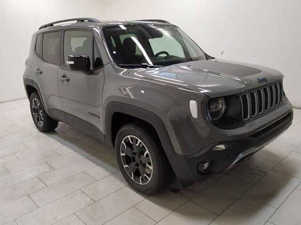 Jeep Renegade nuova a Cuneo (3)