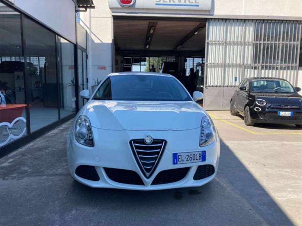 Alfa Romeo Giulietta 1.4 Turbo 105 CV Progression  del 2012 usata a Cortona (2)