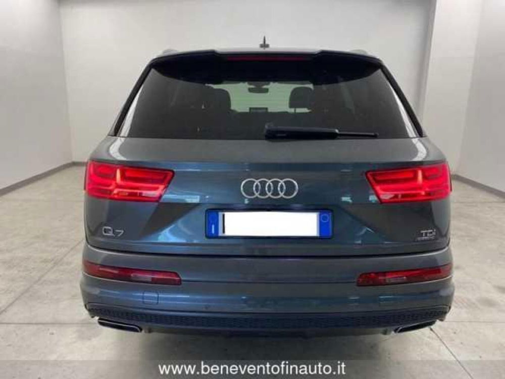 Audi Q7 usata a Avellino (7)