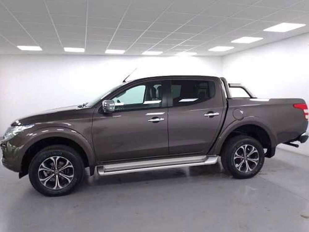 Fiat Fullback 2.4 180CV Doppia Cabina Automatica LX  del 2017 usata a Cuneo (5)