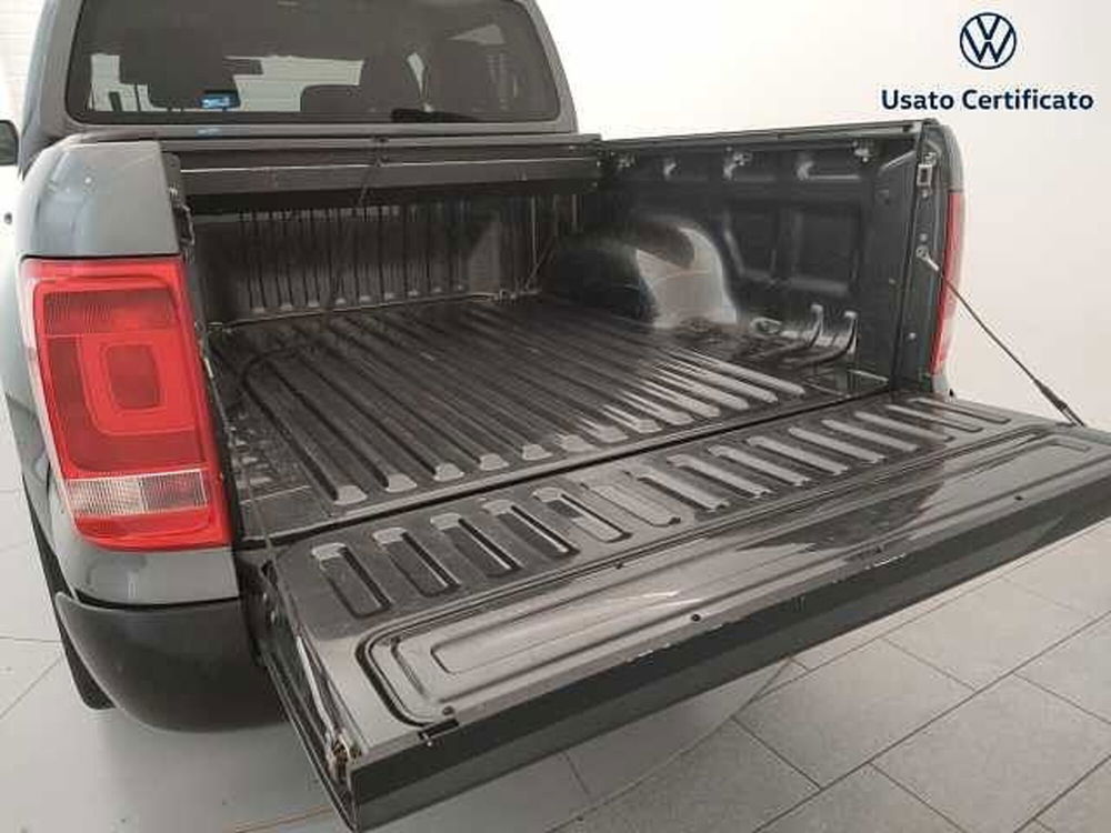 Volkswagen Veicoli Commerciali Amarok usata a Varese (10)