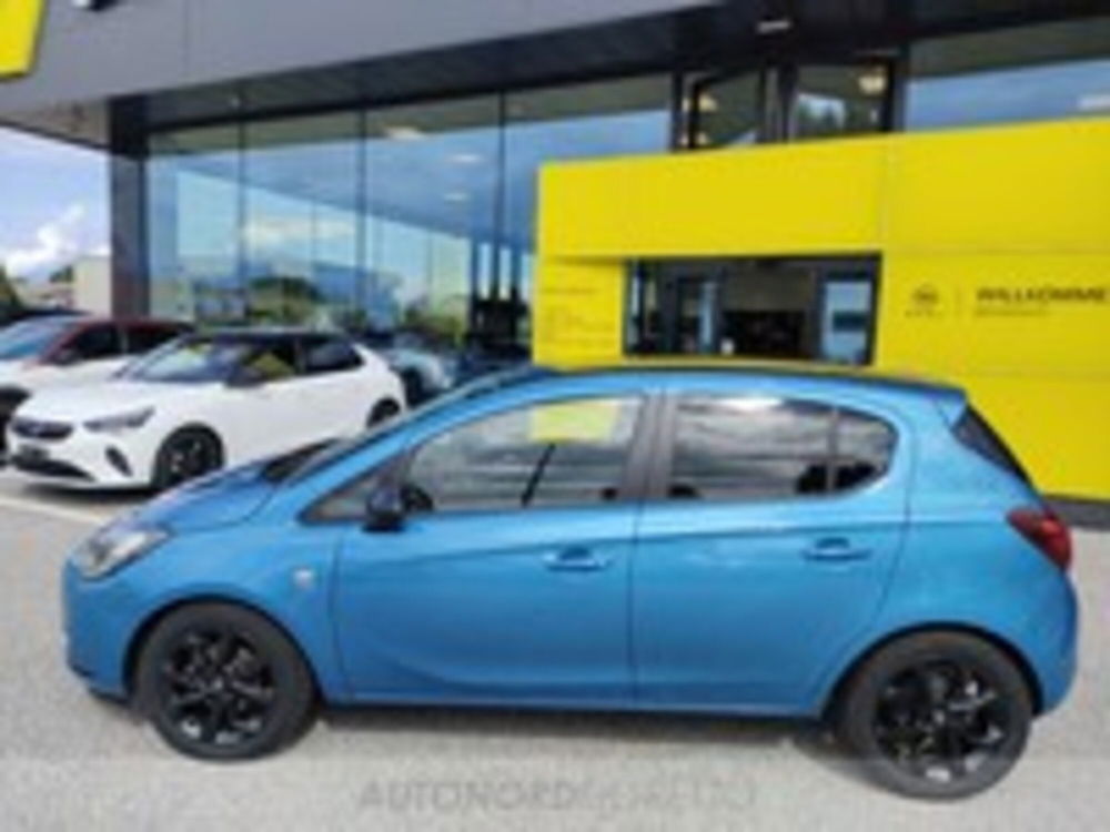 Opel Corsa 1.2 5 porte Black Edition  del 2019 usata a Pordenone (2)