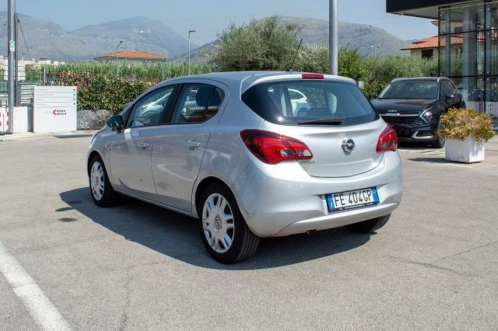 Opel Corsa 1.2 5 porte n-Joy  del 2016 usata a Fondi (5)