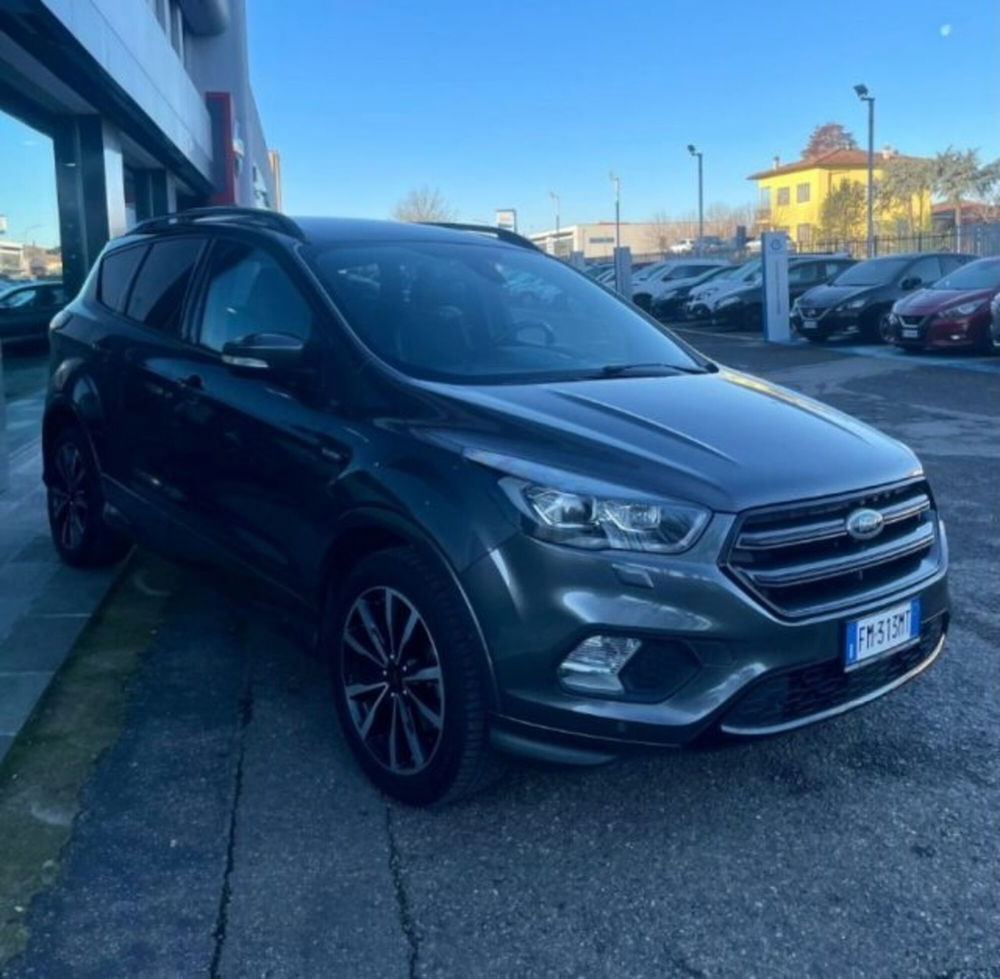 Ford Kuga usata a Modena (3)