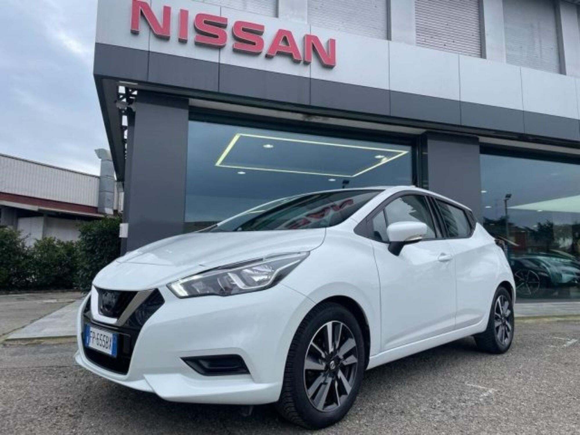 Nissan Micra 1.0L 12V 5 porte Acenta del 2018 usata a Modena