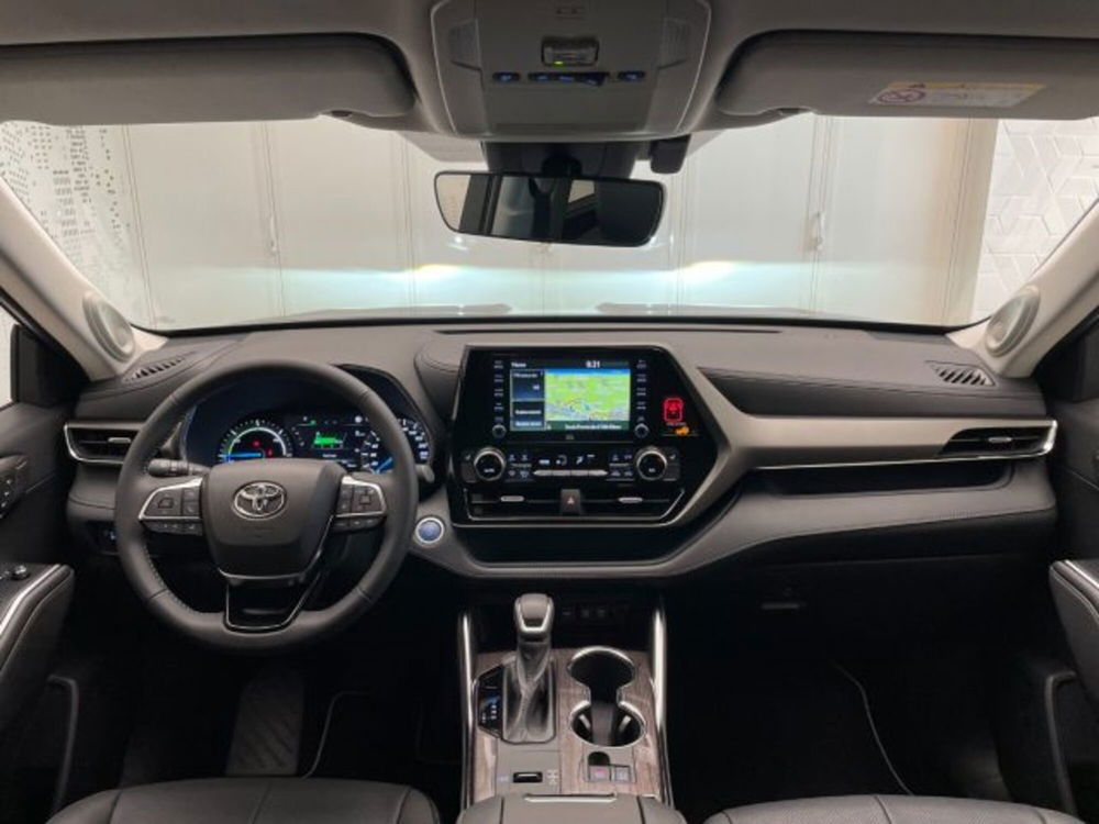 Toyota Highlander nuova a Cuneo (13)