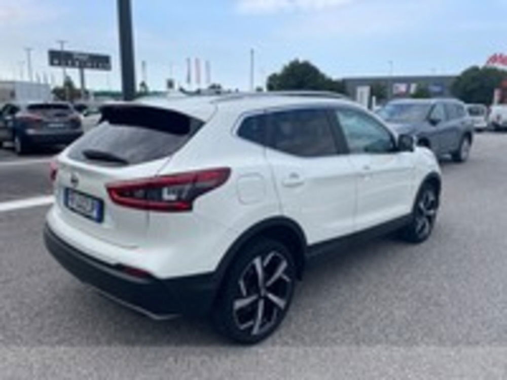 Nissan Qashqai 1.6 dCi 2WD XTronic Tekna del 2018 usata a Pordenone (3)