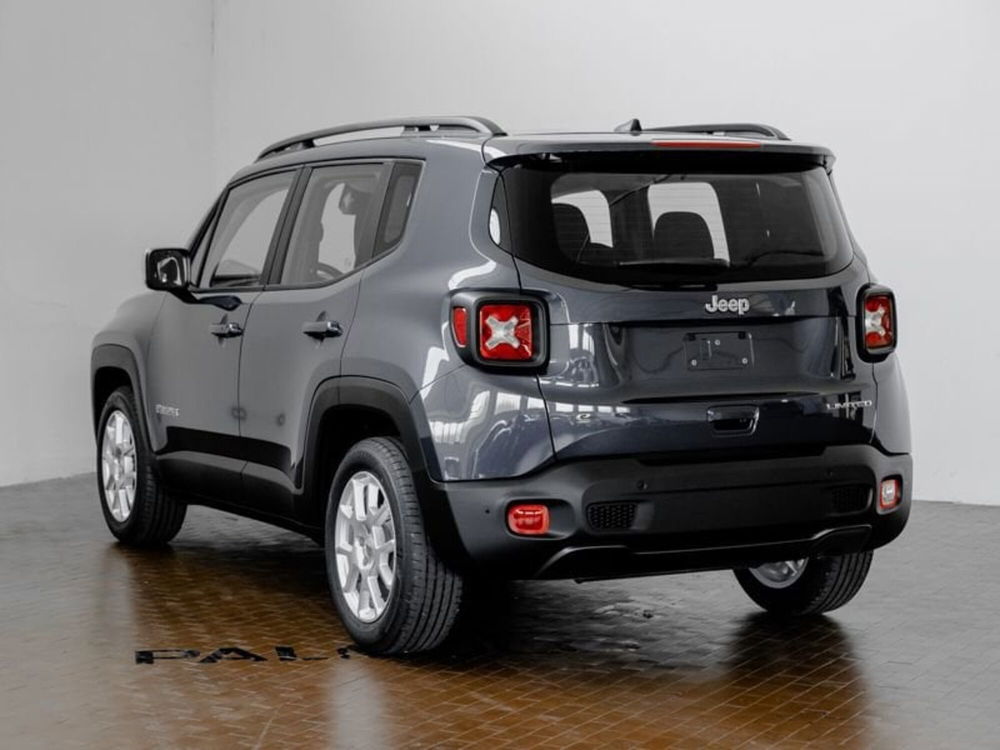 Jeep Renegade nuova a Prato (6)