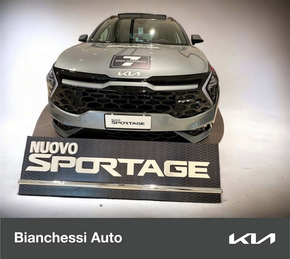 Kia Sportage 1.6 TGDi PHEV AWD AT GT-line nuova a Madignano (3)