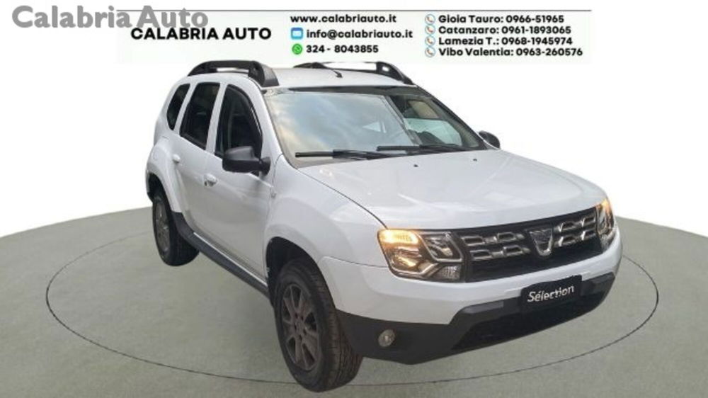 Dacia Duster 1.5 dCi 110CV S&S 4x4 Serie Speciale Lauréate Family del 2017 usata a Gioia Tauro (2)