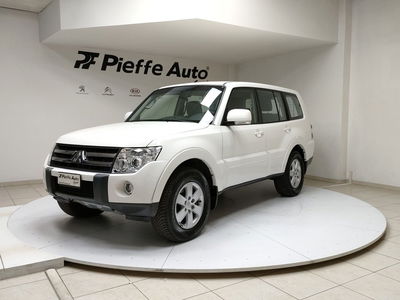 Mitsubishi Pajero 3.2 DI-D 16V 5p. Invite del 2007 usata a Teramo