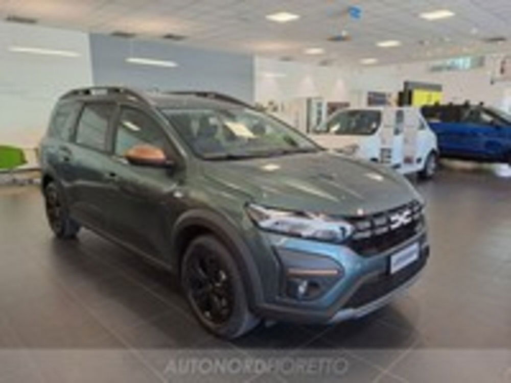 Dacia Jogger Jogger 1.6 Hybrid 140 5 posti Extreme  nuova a Pordenone (3)