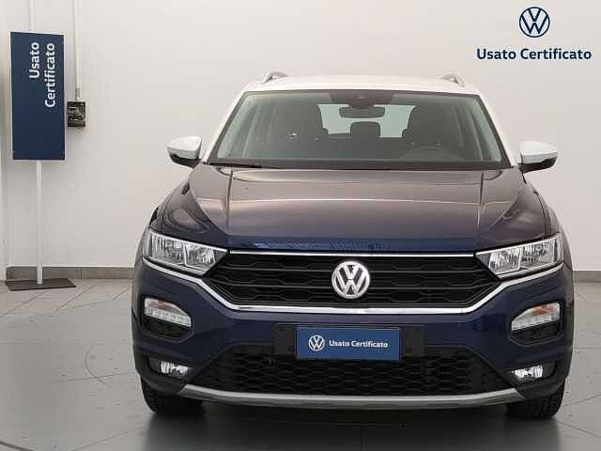 Volkswagen T-Roc 1.0 TSI 115 CV Style BlueMotion Technology  del 2020 usata a Busto Arsizio