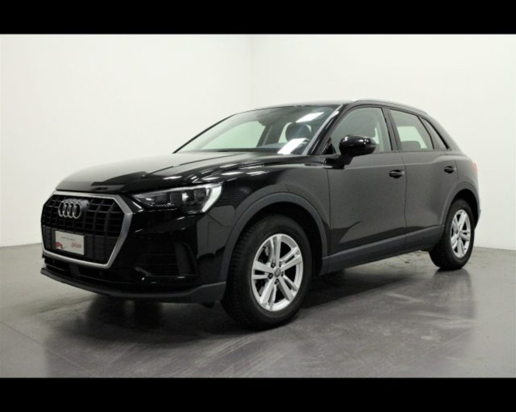 Audi Q3 35 2.0 tdi Business s-tronic del 2019 usata a Conegliano