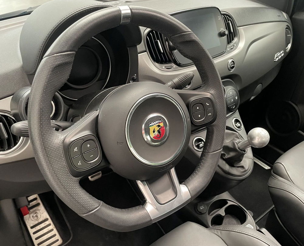 Abarth 595 Cabrio usata a Novara (18)