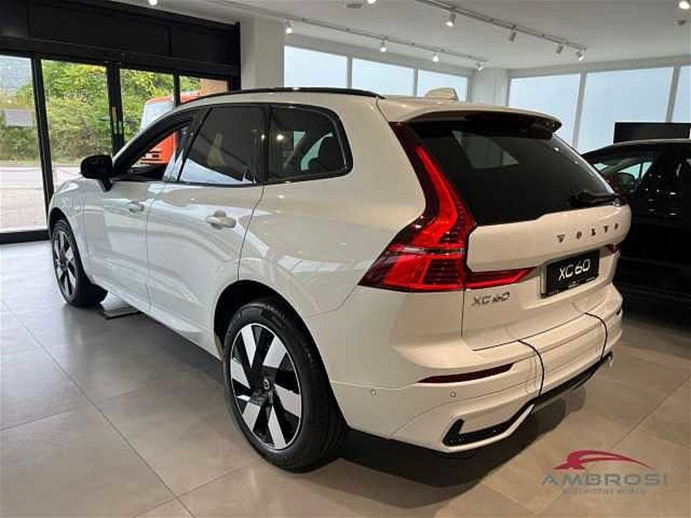 Volvo V90 T6 Recharge AWD Plug-in Hybrid Inscription  nuova a Corciano (4)