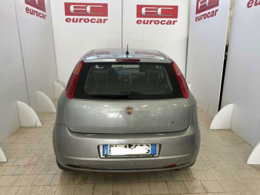 Fiat Grande Punto usata a Napoli (5)