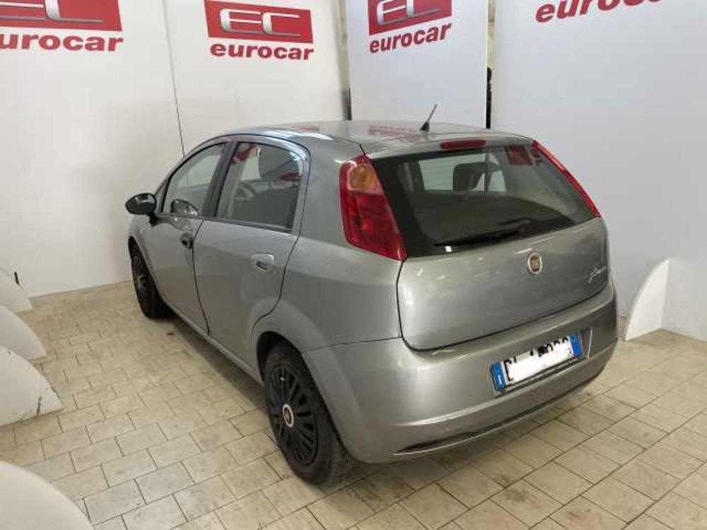 Fiat Grande Punto usata a Napoli (6)