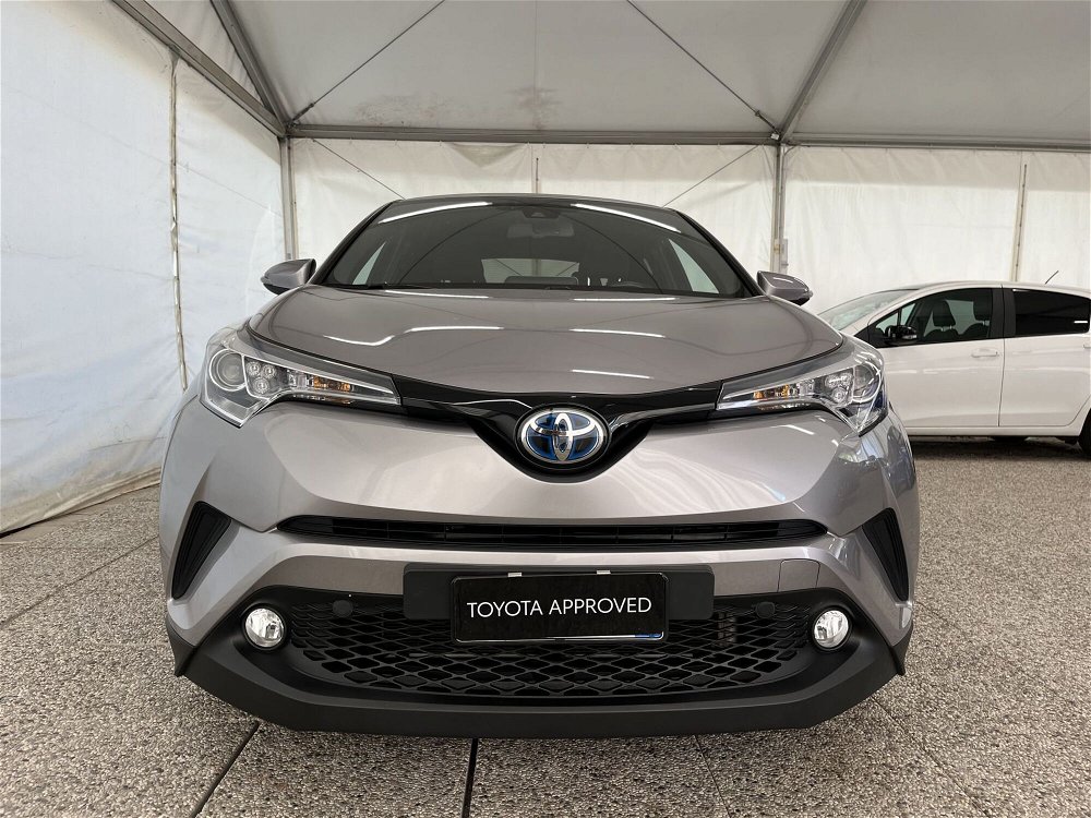 Toyota Toyota C-HR 1.8 Hybrid E-CVT Trend  del 2018 usata a Monza (3)