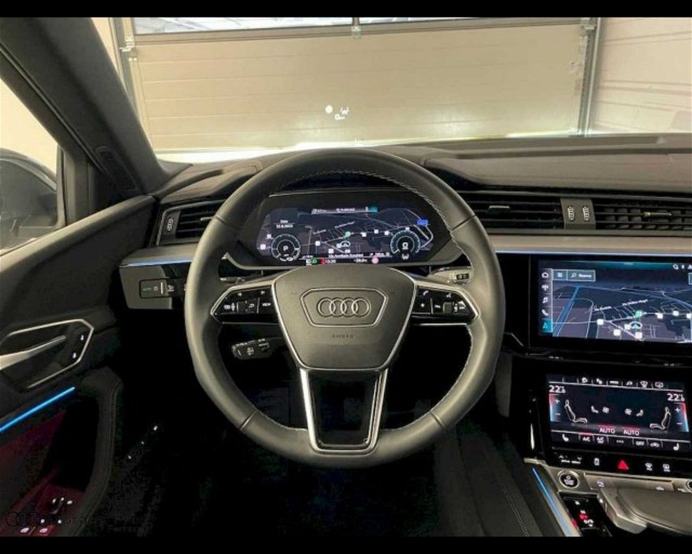 Audi Q8 Q8 e-tron 50 quattro del 2023 usata a Castenaso (5)