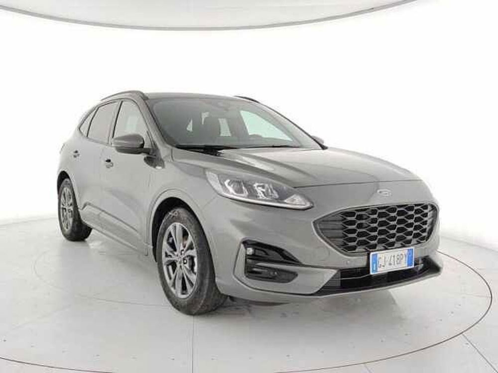 Ford Kuga 1.5 EcoBlue 120 CV 2WD ST-Line  del 2022 usata a Torino (2)