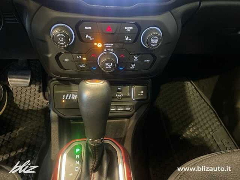 Jeep Renegade usata a Udine (14)