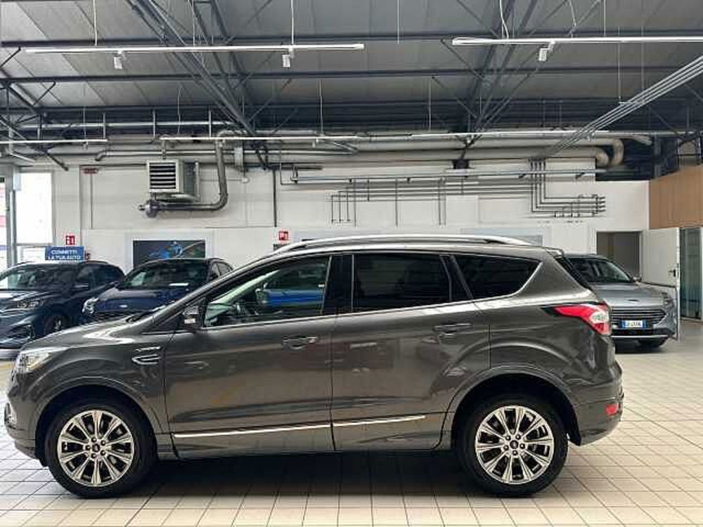 Ford Kuga usata a Milano (3)