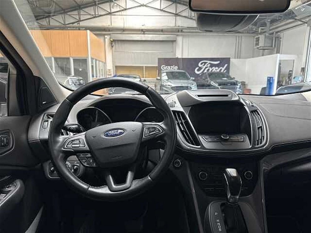 Ford Kuga 2.0 TDCI 180 CV S&S 4WD Powershift Vignale  del 2019 usata a Melegnano (5)