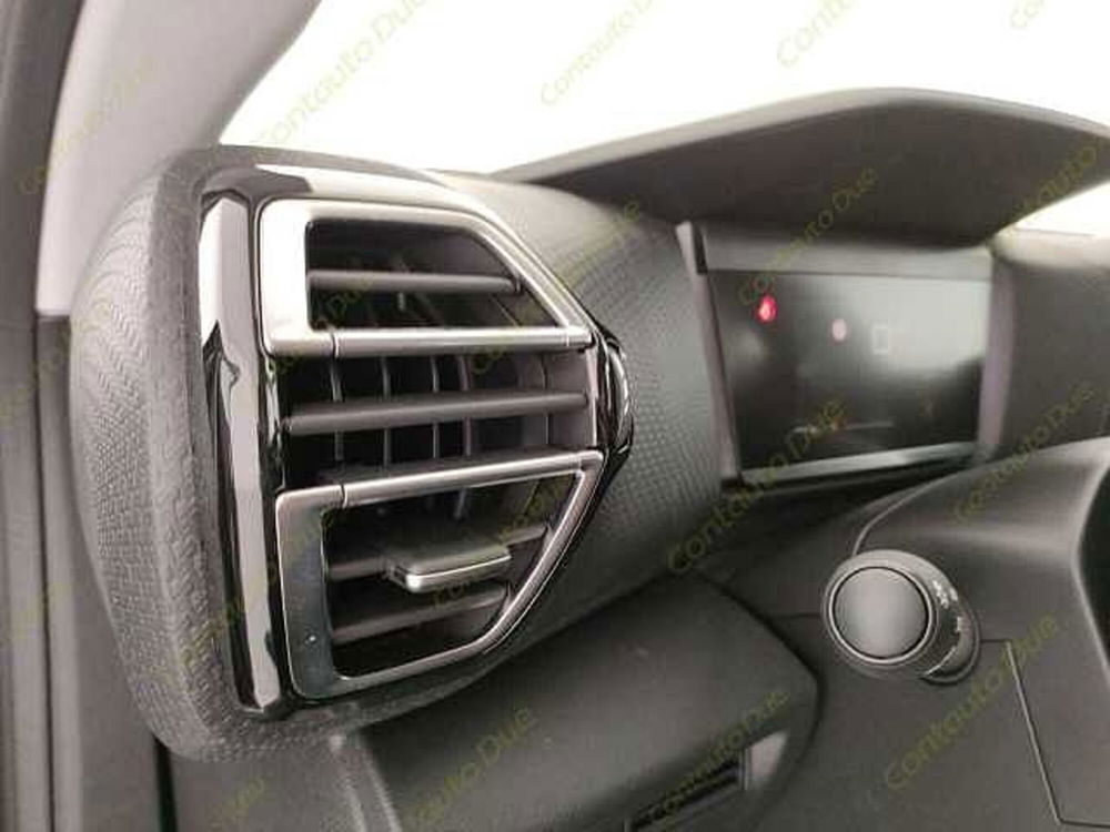 Citroen C4 nuova a Caserta (11)