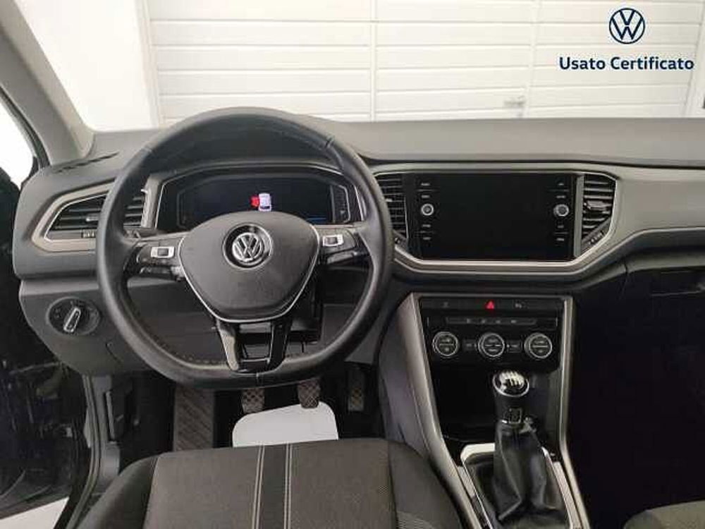 Volkswagen T-Roc usata a Varese (15)