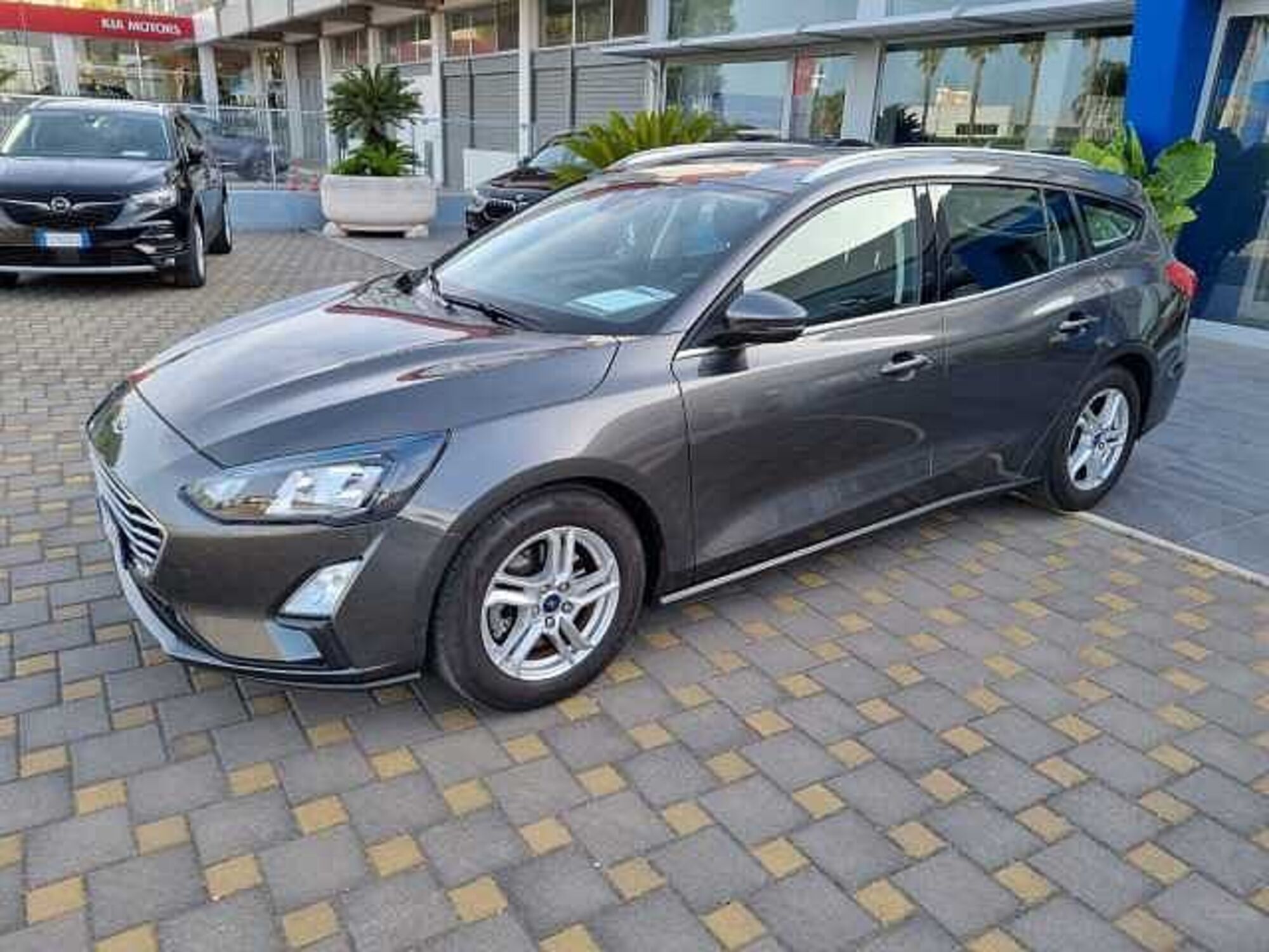 Ford Focus Station Wagon 1.0 EcoBoost Hybrid 125 CV SW Business  del 2020 usata a Monopoli