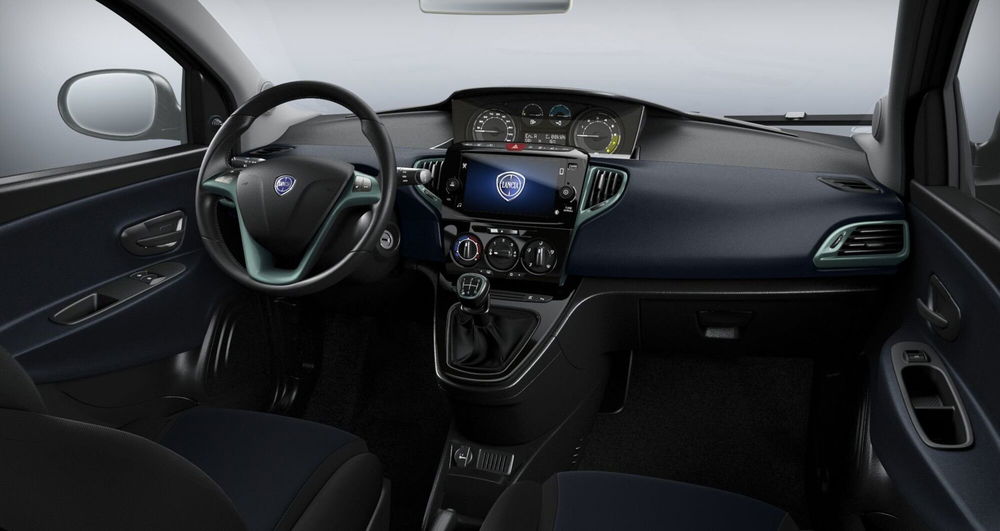 Lancia Ypsilon nuova a L'Aquila (5)