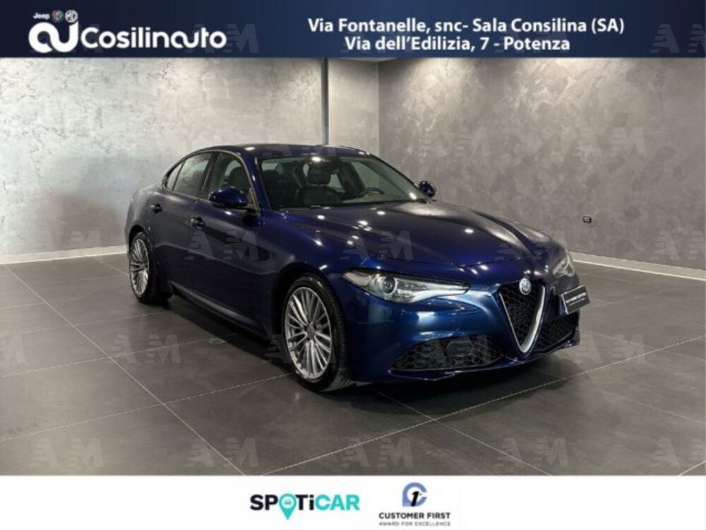 Alfa Romeo Giulia 2.2 Turbodiesel 180 CV AT8 Super  del 2017 usata a Sala Consilina (3)