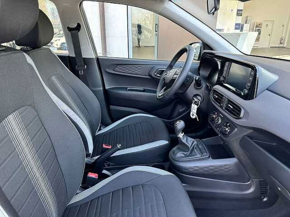 Hyundai i10 nuova a Ancona (10)