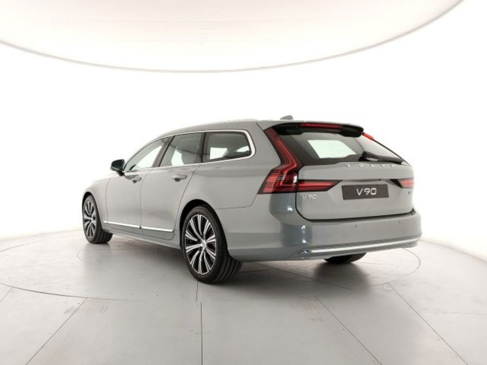 Volvo V90 nuova a Modena (3)