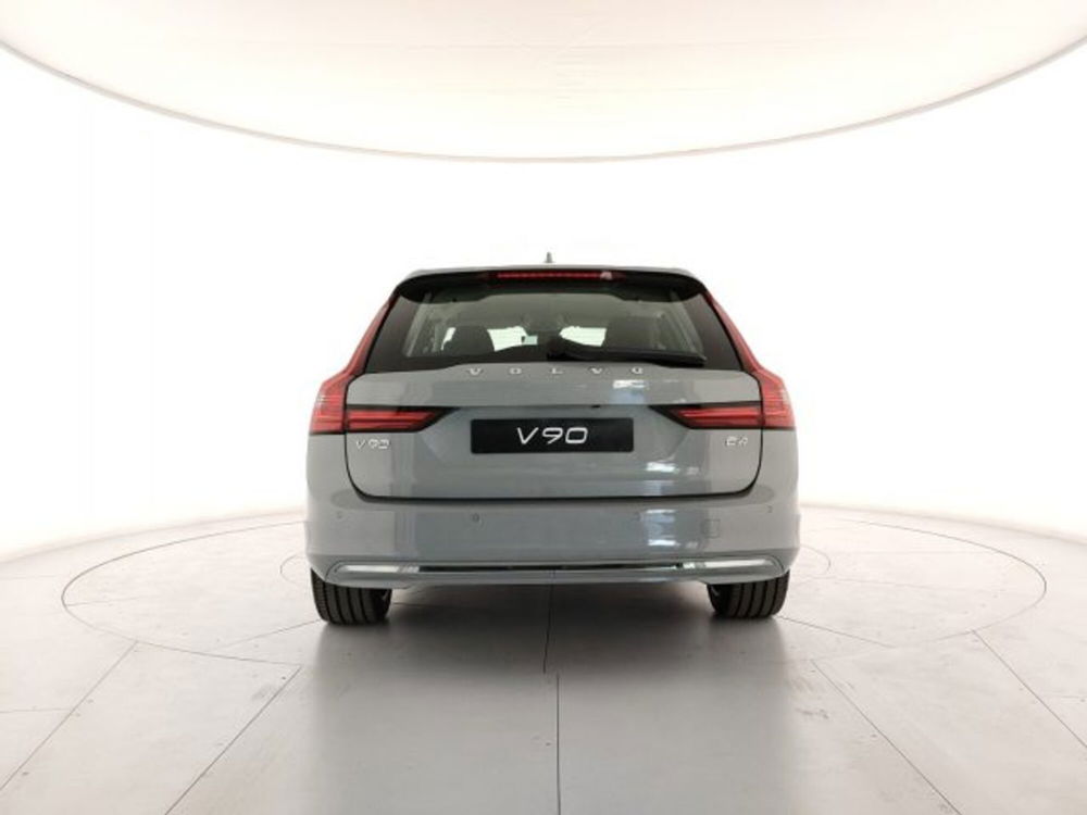 Volvo V90 nuova a Modena (4)