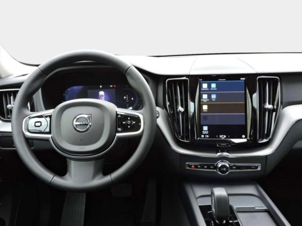 Volvo XC60 nuova a Firenze (10)