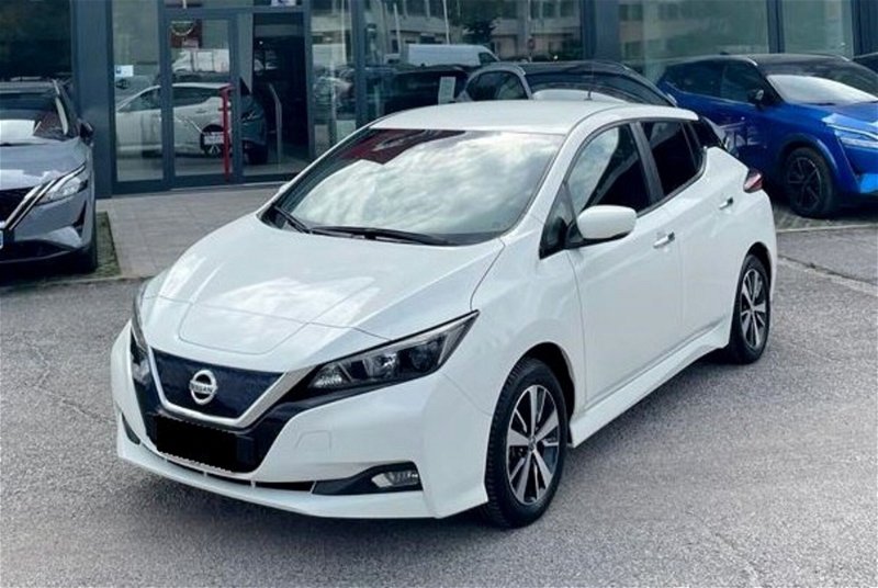 Nissan Leaf Acenta 40 kWh  del 2022 usata a Bastia Umbra