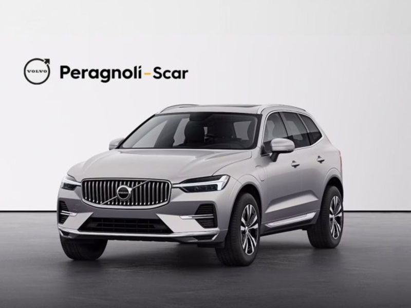 Volvo XC60 B4 (d) AWD automatico Core N1 nuova a Firenze