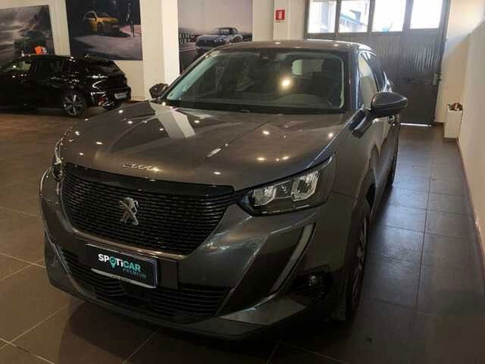 Peugeot 2008 PureTech 100 S&S Active  del 2020 usata a Ravenna