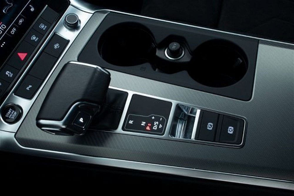 Audi A6 Avant 40 2.0 TDI quattro ultra S tronic Business  del 2021 usata a Paruzzaro (5)