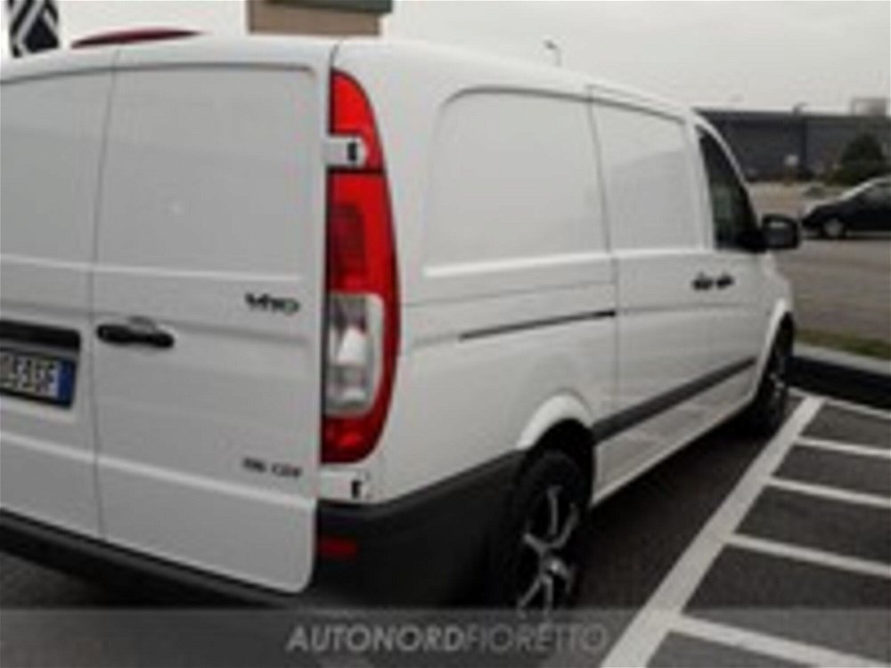 Mercedes-Benz Vito 2.2 116 CDI Kombi Shuttle Compact  del 2014 usata a Pordenone (4)