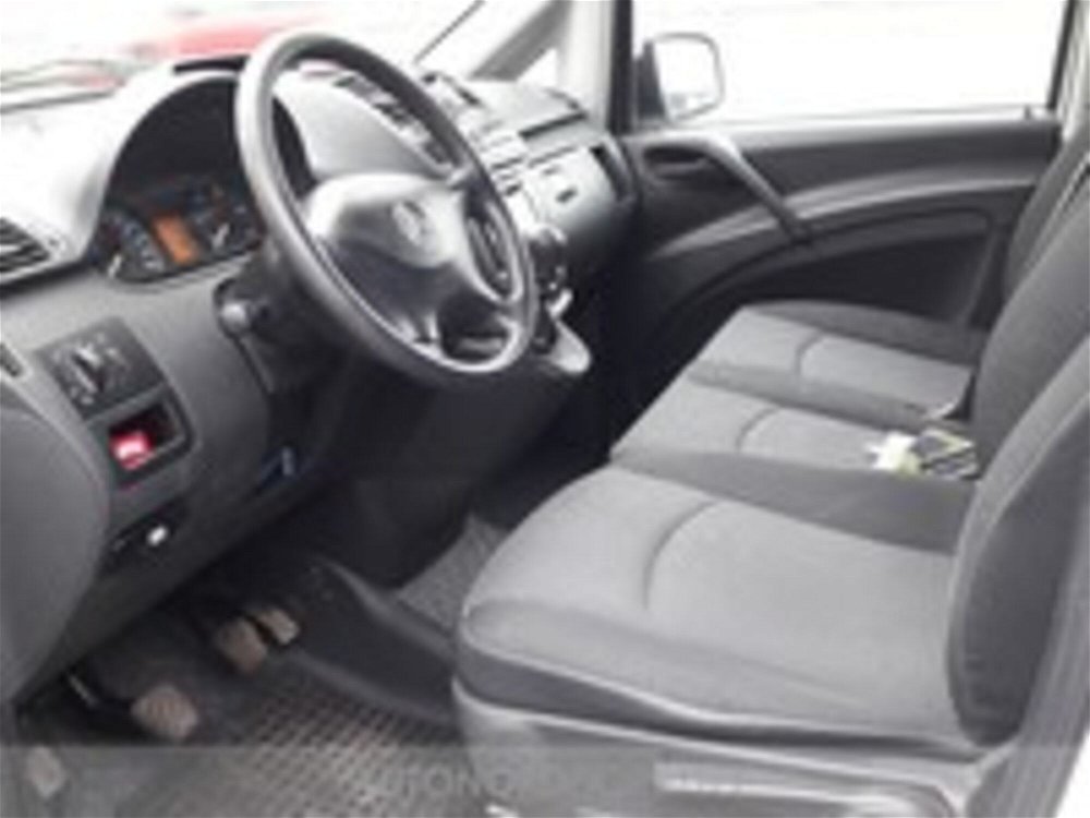 Mercedes-Benz Vito 2.2 116 CDI Kombi Shuttle Compact  del 2014 usata a Pordenone (5)