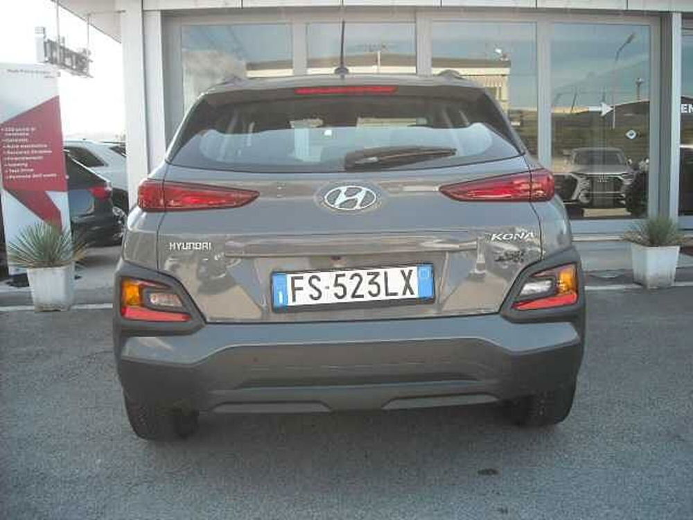 Hyundai Kona usata a Lucca (8)