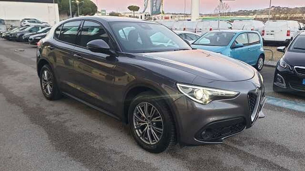 Alfa Romeo Stelvio usata a Ancona (14)