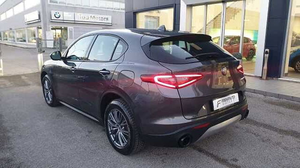 Alfa Romeo Stelvio usata a Ancona (6)